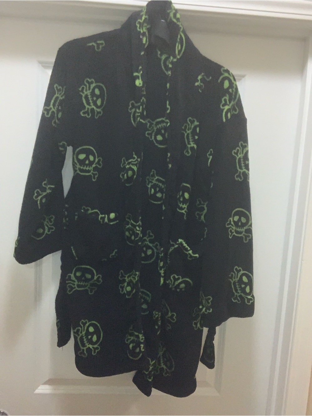 NEON GREEN BLACK SKULL ROBE